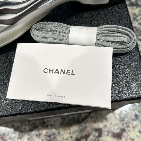 Silver Chanel Runners never worn - Picture 6 of 9